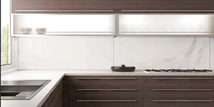 کاشی پرسلان بین کابینتی زمینه سفید